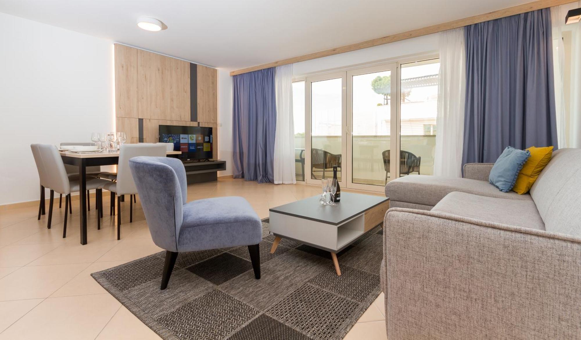 The Garden Palace Umag By Locap Group 外观 照片