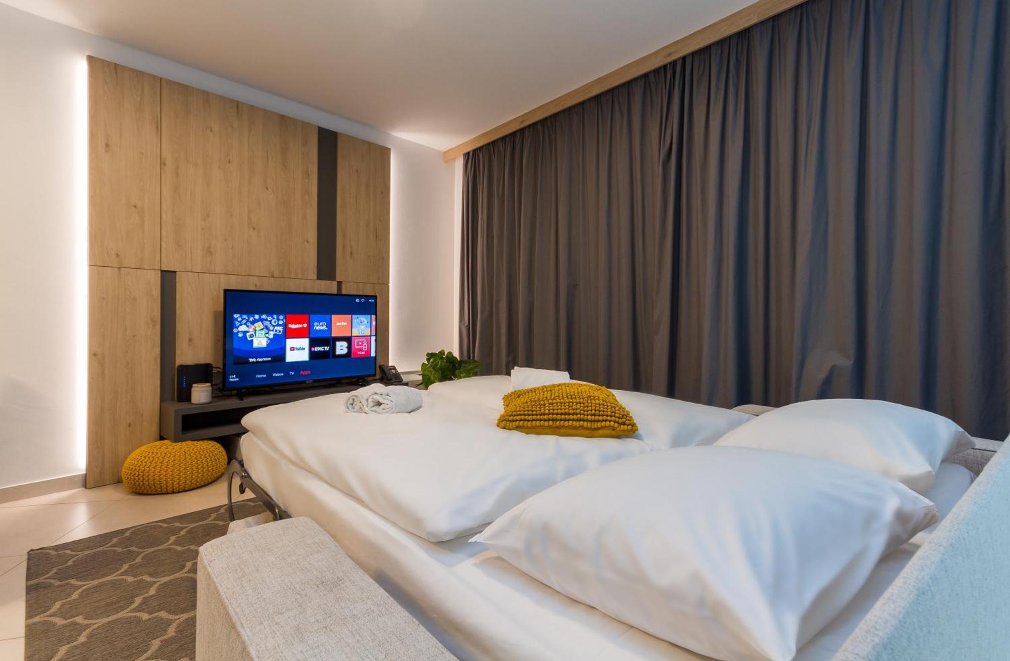 The Garden Palace Umag By Locap Group 外观 照片